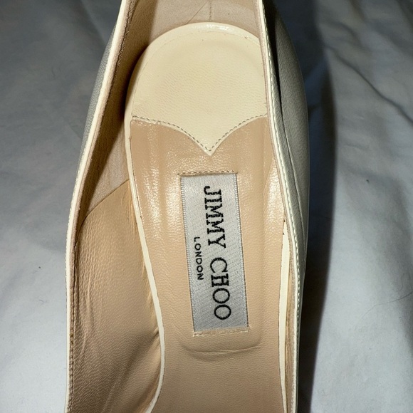 Jimmy Choo high heels! Cream with a gold buckle! - Picture 7 of 15